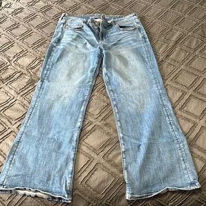 American Eagle Favorite Boyfriend next level stretch - 16 Short